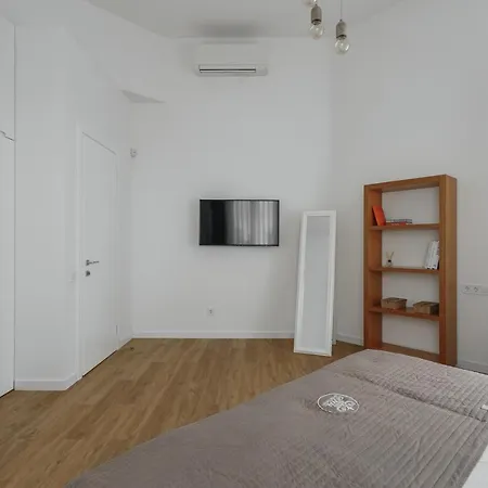 Royal Sky Apartment *